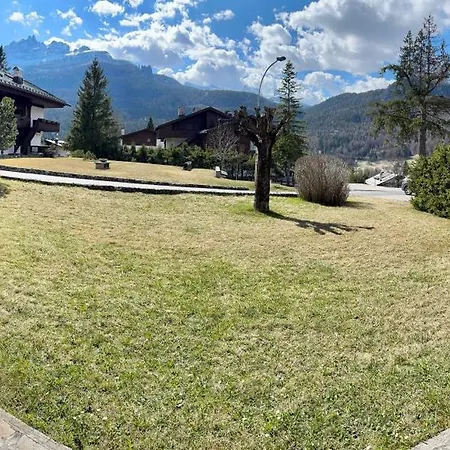 Ca Miramonti - Garden And Tofana View Lägenhet